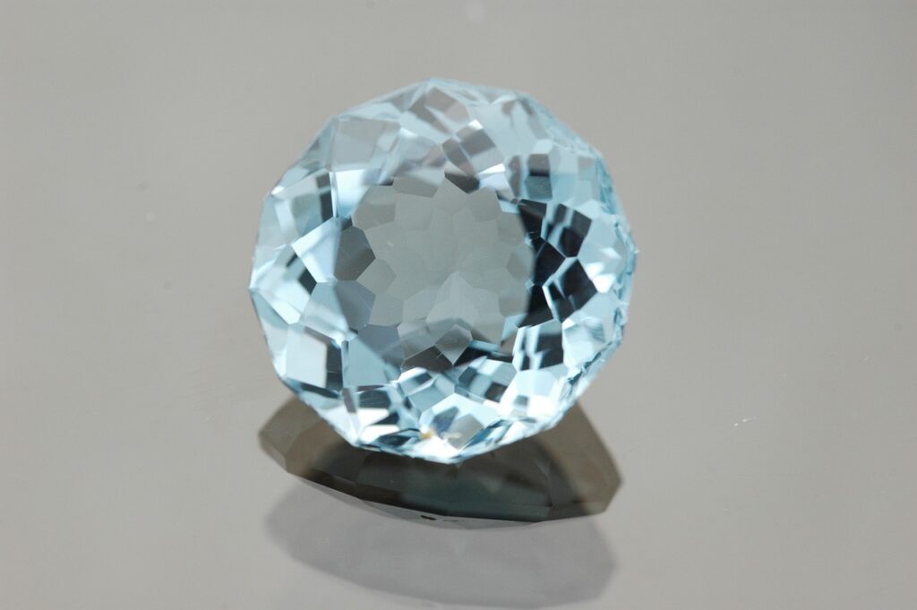 gem blue topaz gemstone facet gems 562553